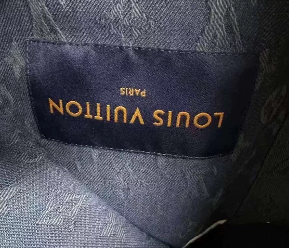 Louis Vuitton Louis Vuitton's latest blue full print logo denim jacket Size US M / EU 48-50 / 2 - 5 Thumbnail