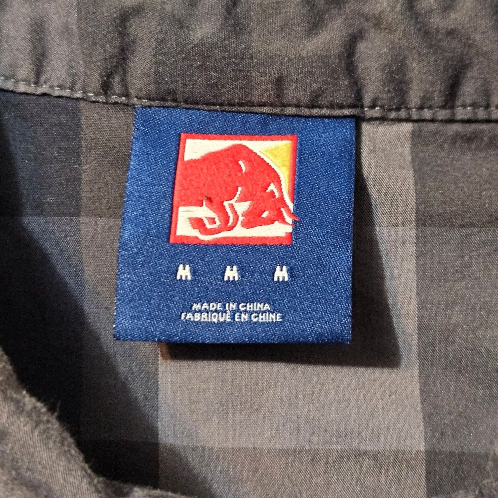 Vintage Red Bull Shirt Medium Men Black Plaid Short Sleeve Zip Up Workwear Shirt Size US M / EU 48-50 / 2 - 5 Thumbnail