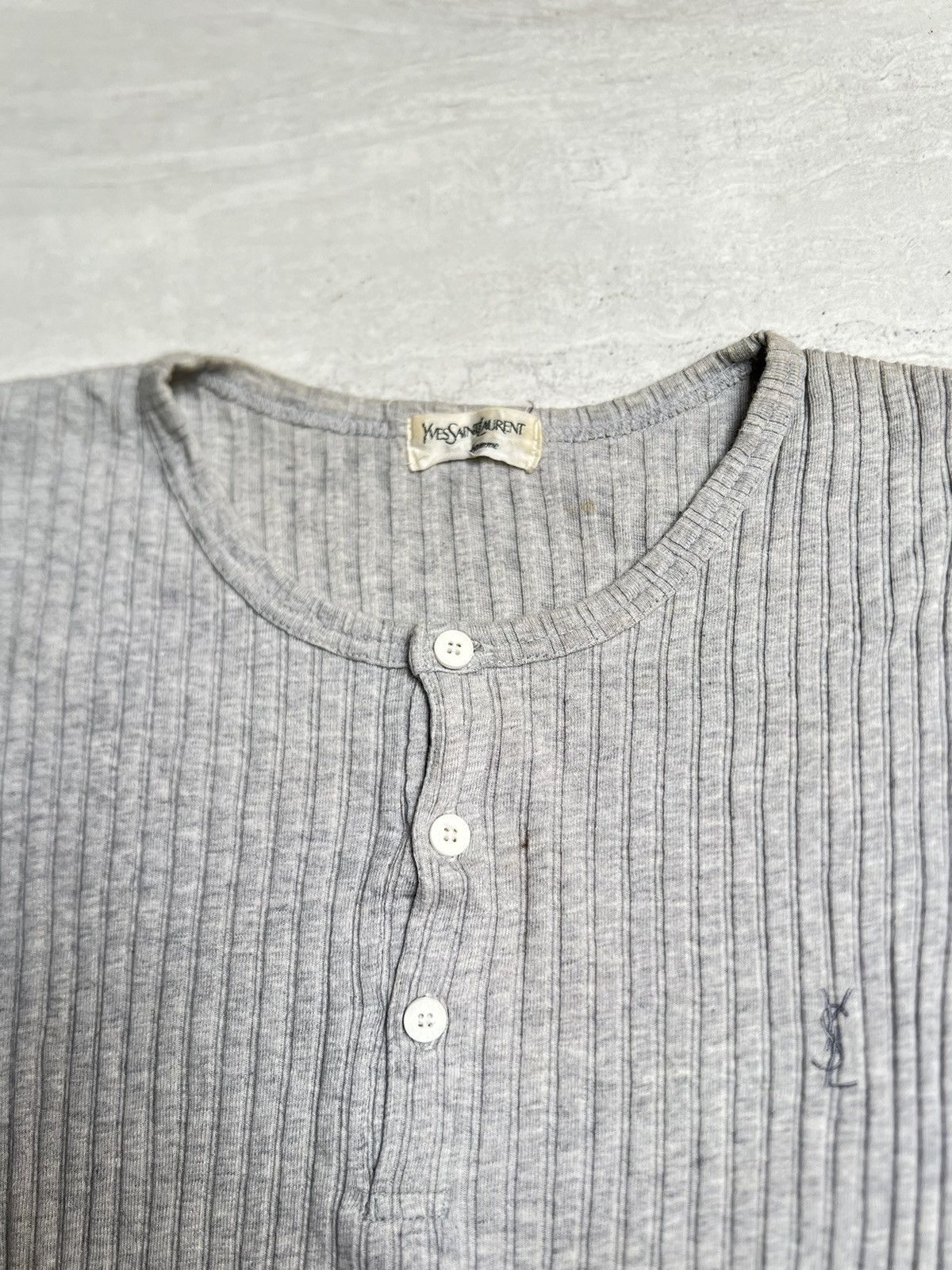 Yves Saint Laurent Yves Saint Laurent Pour Homme Knit T-shirt Size US XS / EU 42 / 0 - 4 Thumbnail