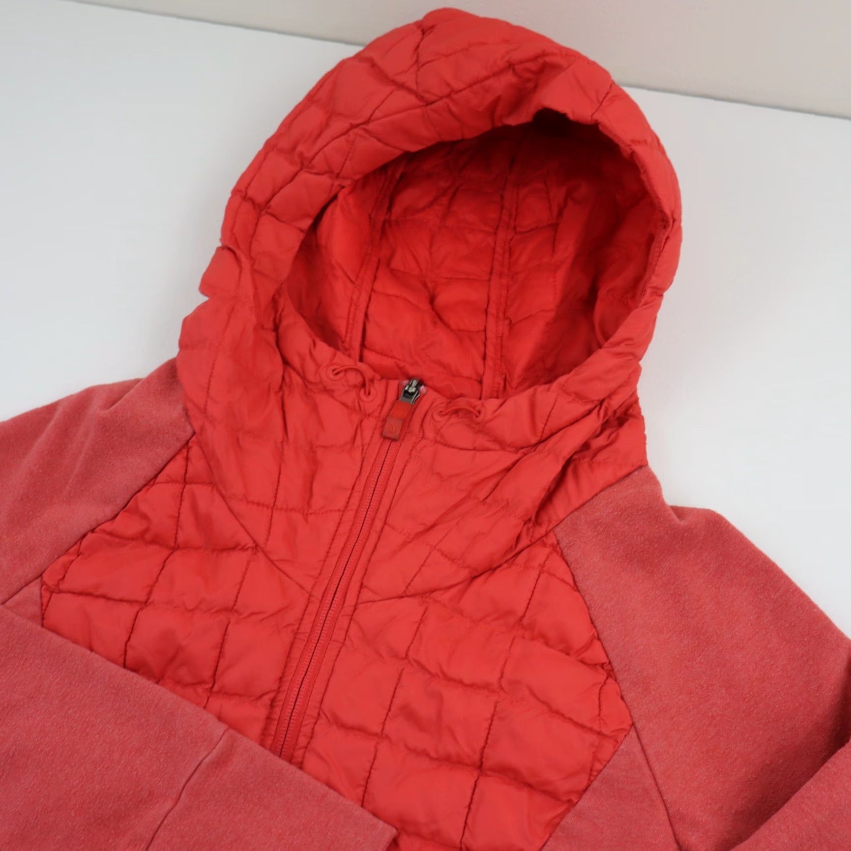 The North Face The North Face Endeavor Puffer Jacket Womens XS Pink Thermoball Hooded Slim Zip Pocket Windproof Size XS / US 0-2 / IT 36-38 - 5 Thumbnail