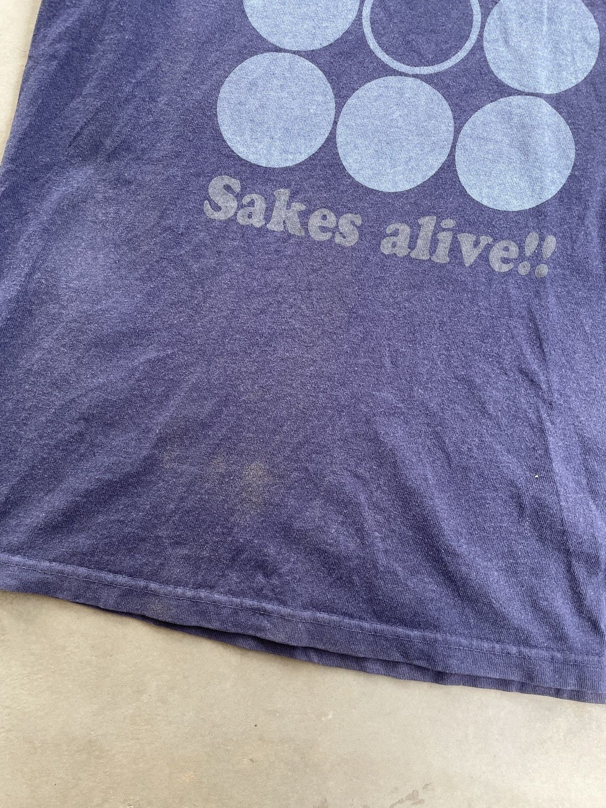 Japanese Brand × Vintage VINTAGE POUR LA FRIME SAKES ALIVE TEE Size US L / EU 52-54 / 3 - 3 Thumbnail