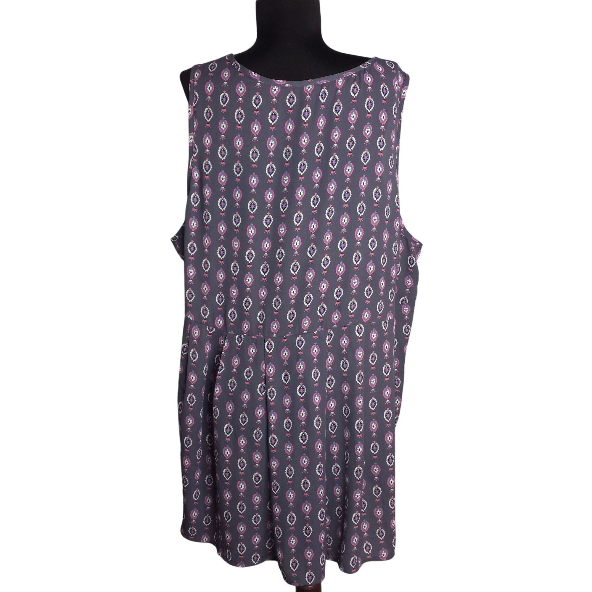 Torrid Torrid Size 3 Tunic Top Sleeveless Mandala Print Georgette H Size 3XL / US 20-22 - 3 Thumbnail