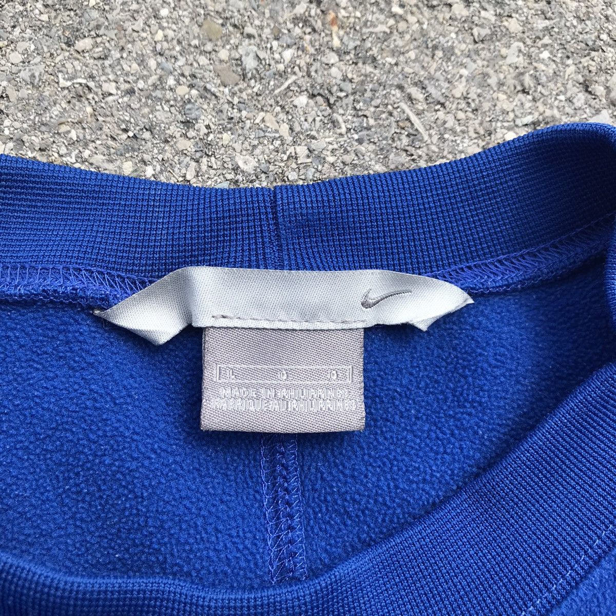 Nike × Vintage Vtg Y2K 00s Nike Rubber Logo fleece blue Sz L Size US L / EU 52-54 / 3 - 5 Thumbnail
