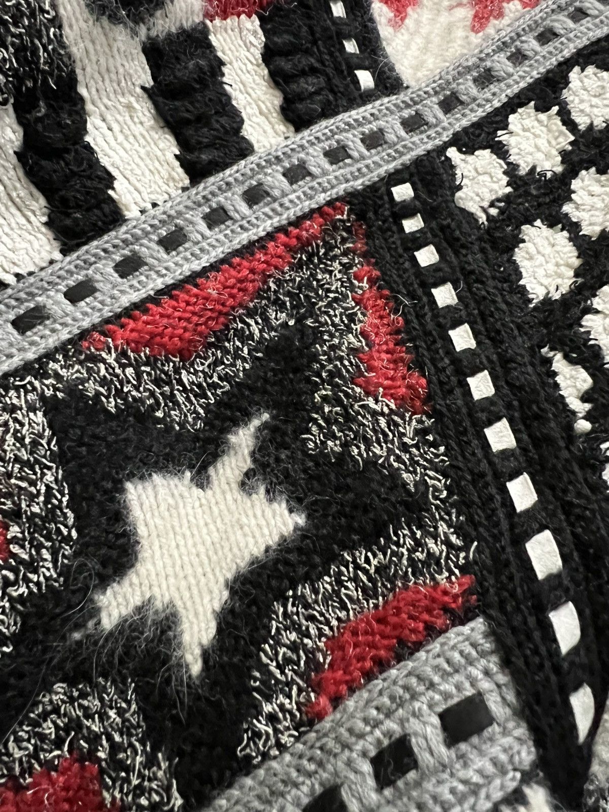 Yoshiyuki Konishi Archive Rare Artwork Yoshiyuki Konishi 3D Hand Knit Size US L / EU 52-54 / 3 - 12 Thumbnail