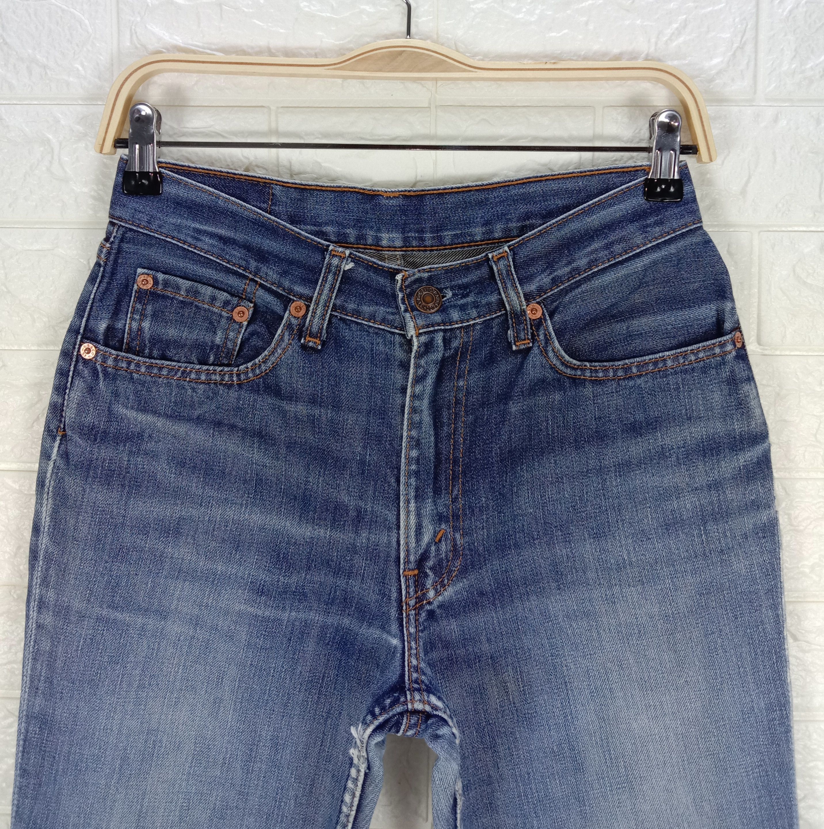 Levi's Vintage Levi's 517 Flare Jeans Faded Blue Denim Size 28" / US 6 / IT 42 - 2 Thumbnail