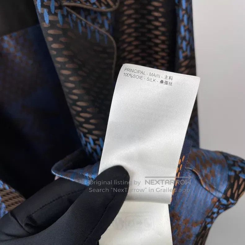 Louis Vuitton Louis Vuitton Fei Dong Xiu Blue Checkerboard Logo Long Sle Size US XL / EU 56 / 4 - 8 Thumbnail