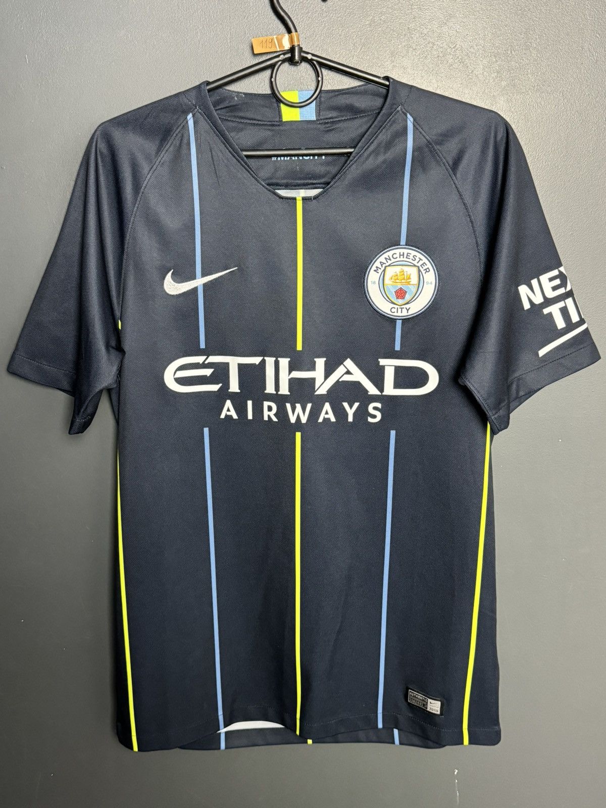 Nike Manchester City 18/19 Away Football Jersey Size US S / EU 44-46 / 1 - 1 Thumbnail
