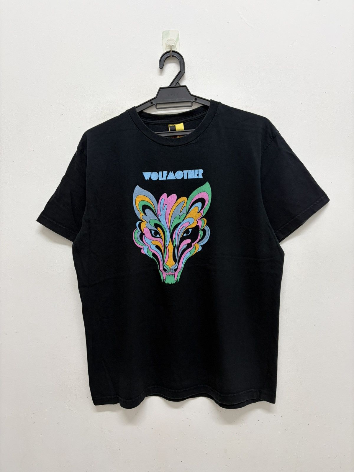 Band Tees VINTAGE 00s WOLFMOTHER BAND TEE BY LOVE POLICE AU Size US L / EU 52-54 / 3 - 1 Thumbnail