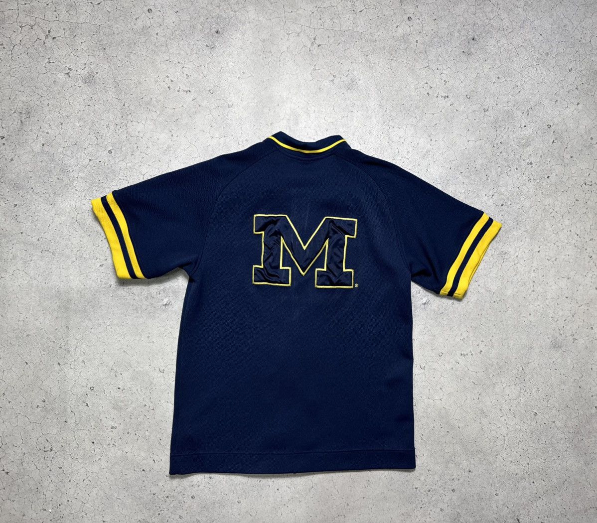 Nike Nike Vintage 90’s Michigan Wolverines Jersey Big Logo Size US M / EU 48-50 / 2 - 2 Thumbnail