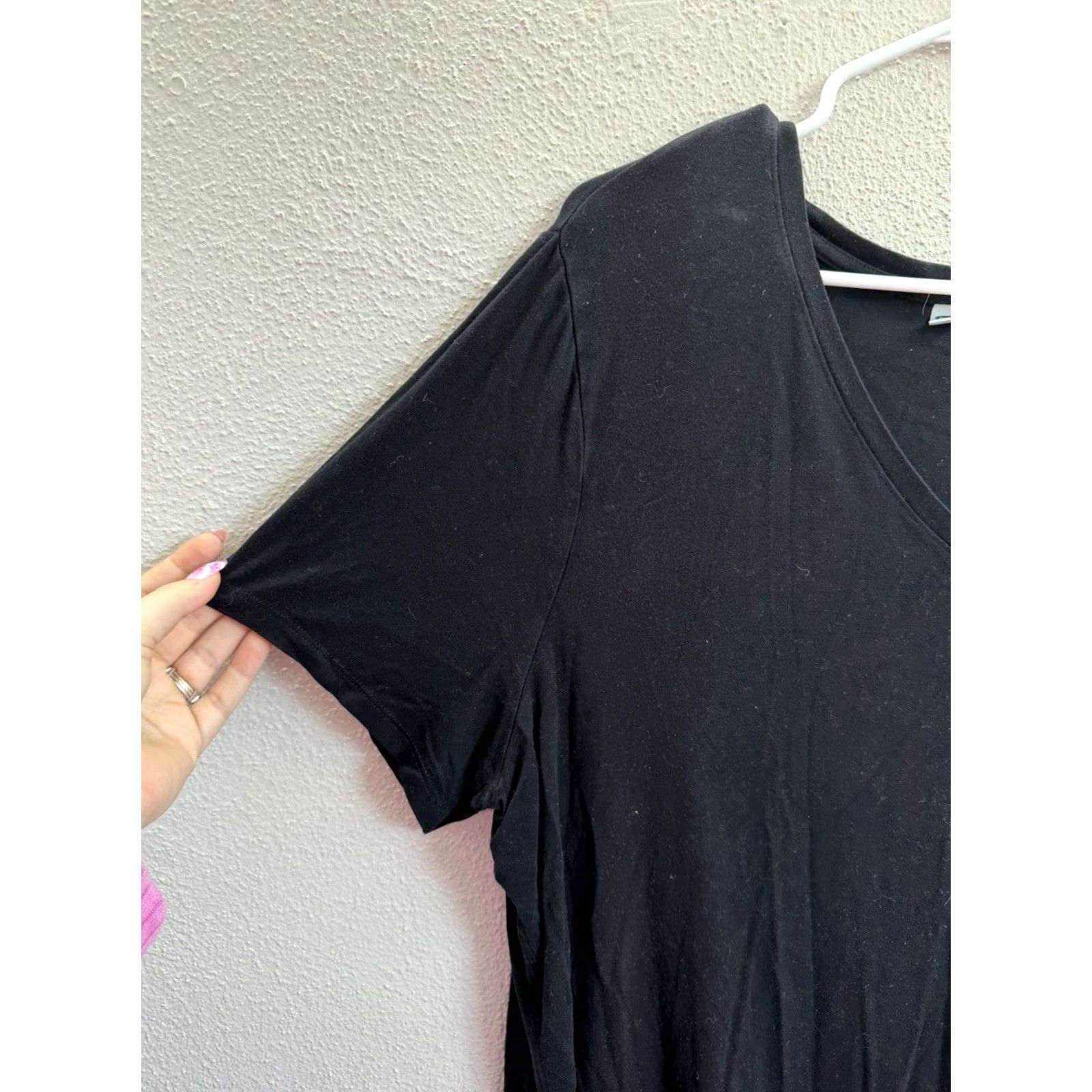 Old Navy VINTAGE Old Navy Womens Shirt XXL Luxe Black Short Sleeve V-Neck Size XXL / US 16-18 / IT 52-54 - 2 Thumbnail
