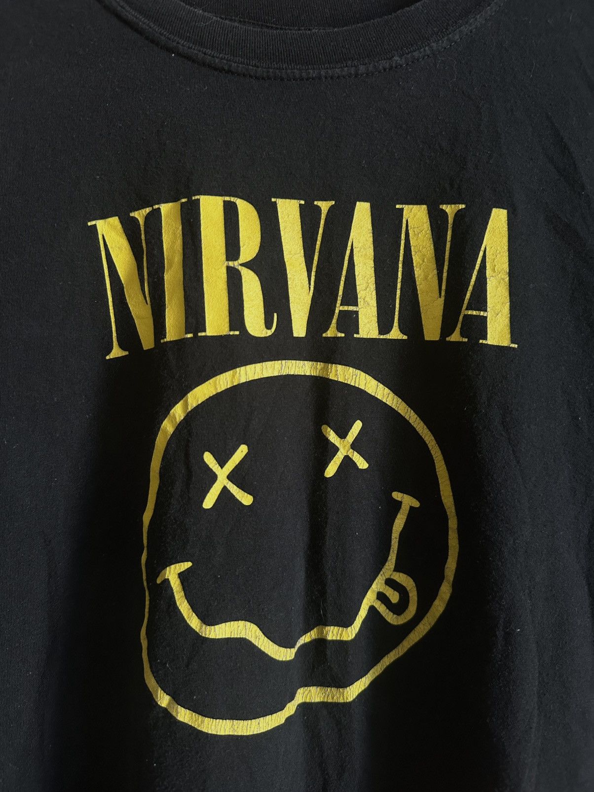 Nirvana Vintage Nirvana 1992 Reprint Smiley Logo Graphic T-Shirt XL Size US XL / EU 56 / 4 - 5 Thumbnail