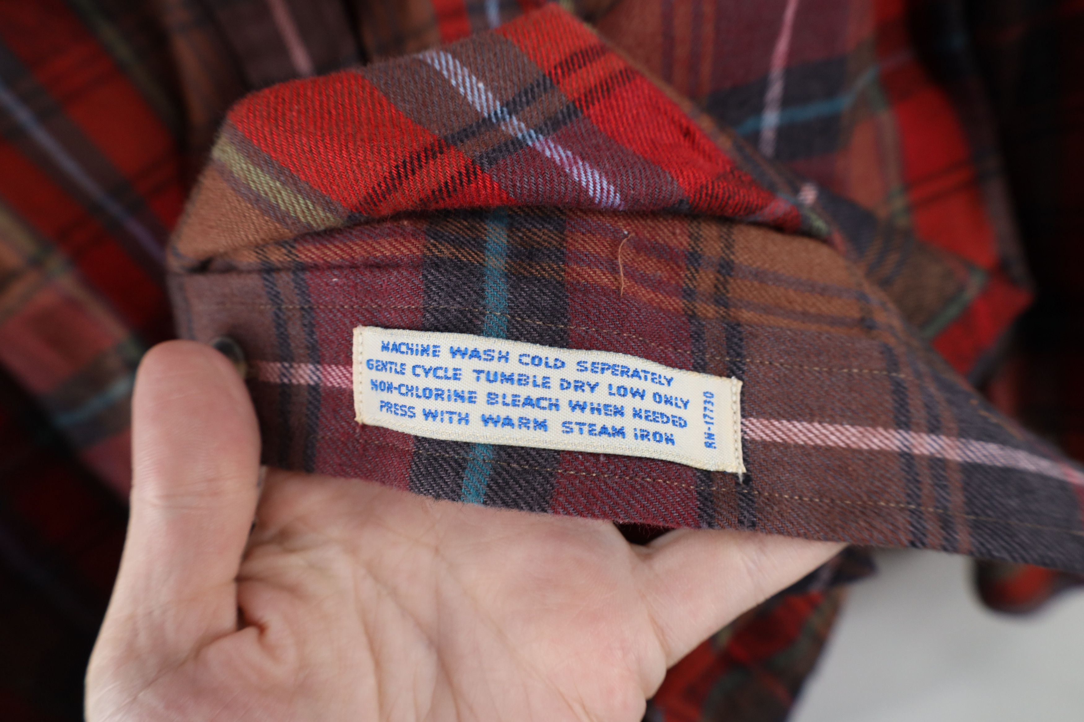 Vintage Deadstock Vintage 90s Streetwear Flannel Button Down Shirt Size US M / EU 48-50 / 2 - 4 Thumbnail