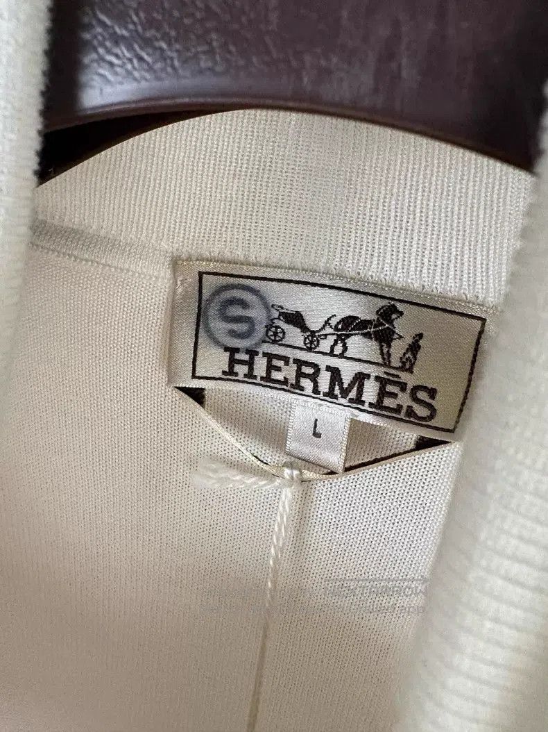 Hermes Hermes Lightweight High Neck Cashmere Underwear Size US L / EU 52-54 / 3 - 3 Thumbnail