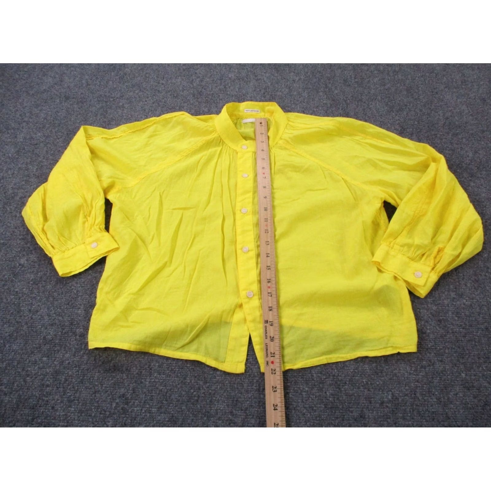 MOTHER Mother Shirt Short Sleeve? Note: The original title is Mother Shirt Womens S Yellow Sunburst Lightweight Flowy Casual Oversized Blouse. Size S / US 4 / IT 40 - 3 Thumbnail