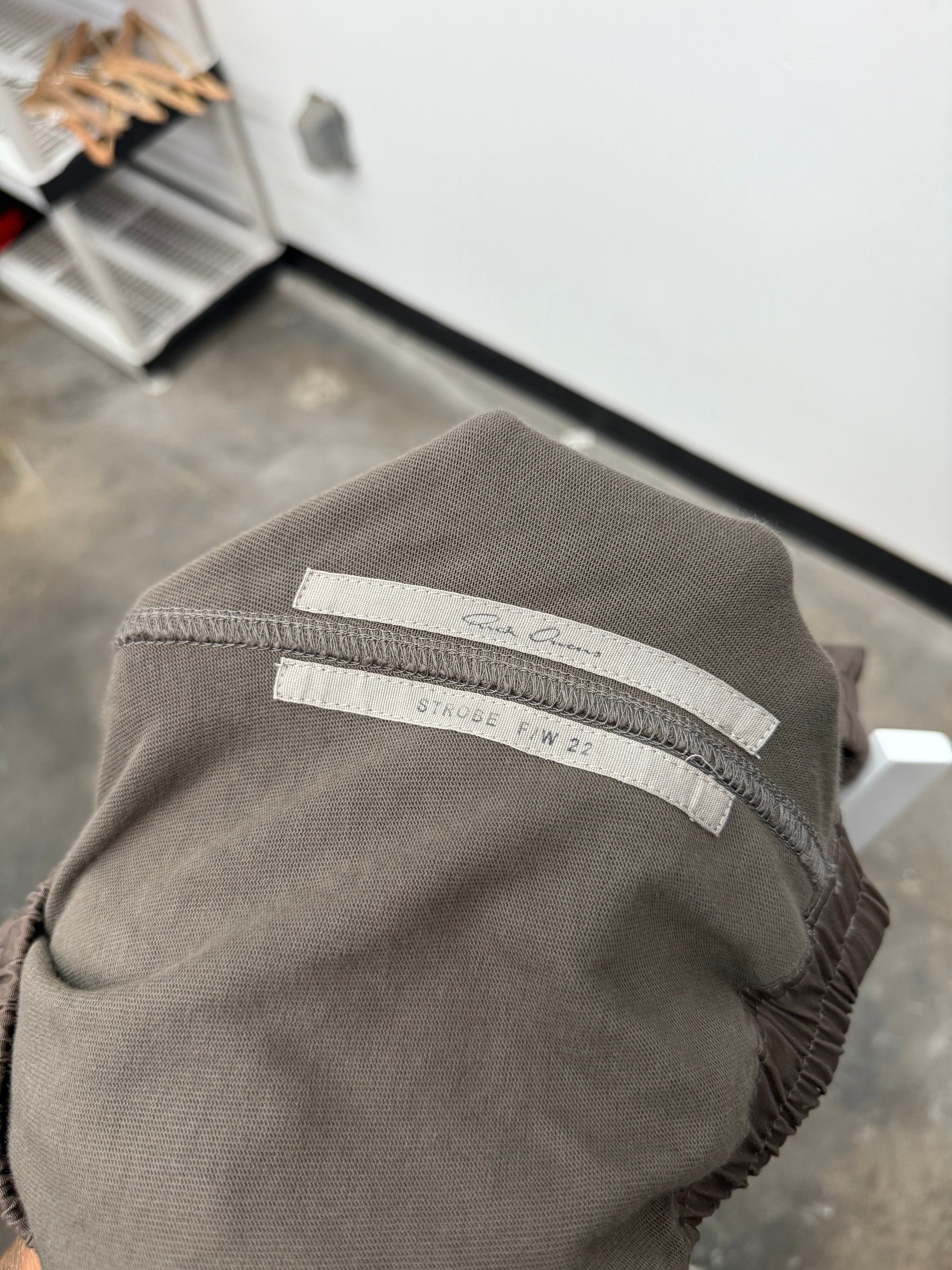 Rick Owens Drkshdw Rick Owens FW22 Drkshdw Strobe Star Shorts - Size 36 US Size US 36 / EU 52 - 4 Thumbnail