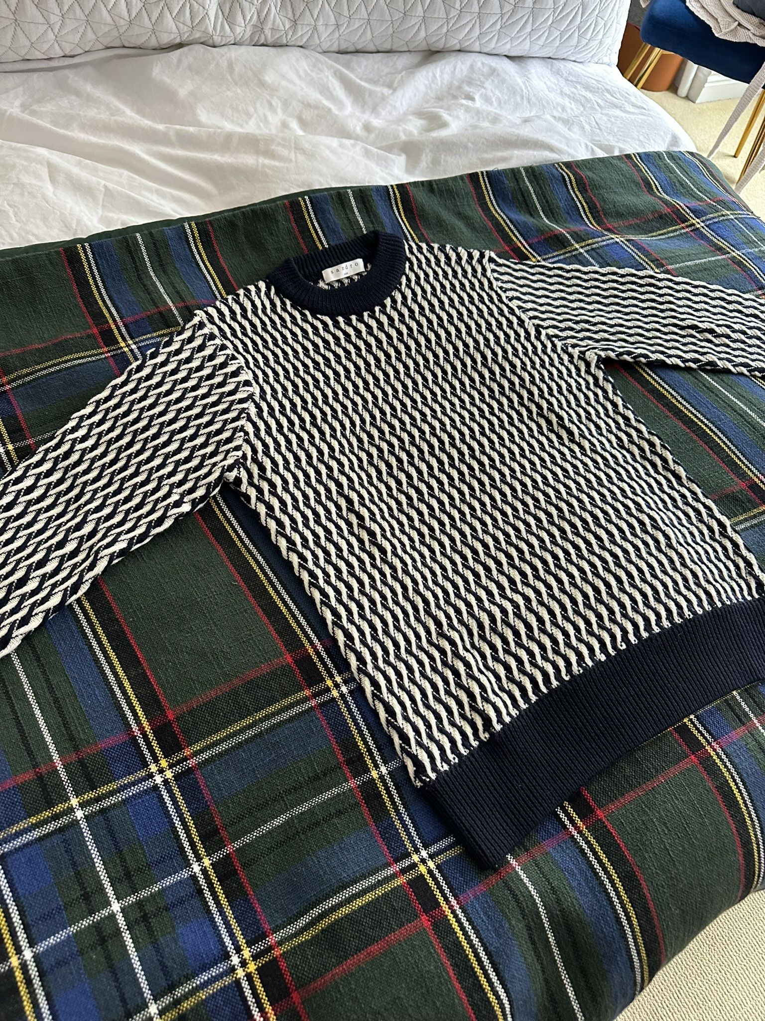 Sandro two-tone cable-knit sweater Size US S / EU 44-46 / 1 - 3 Thumbnail