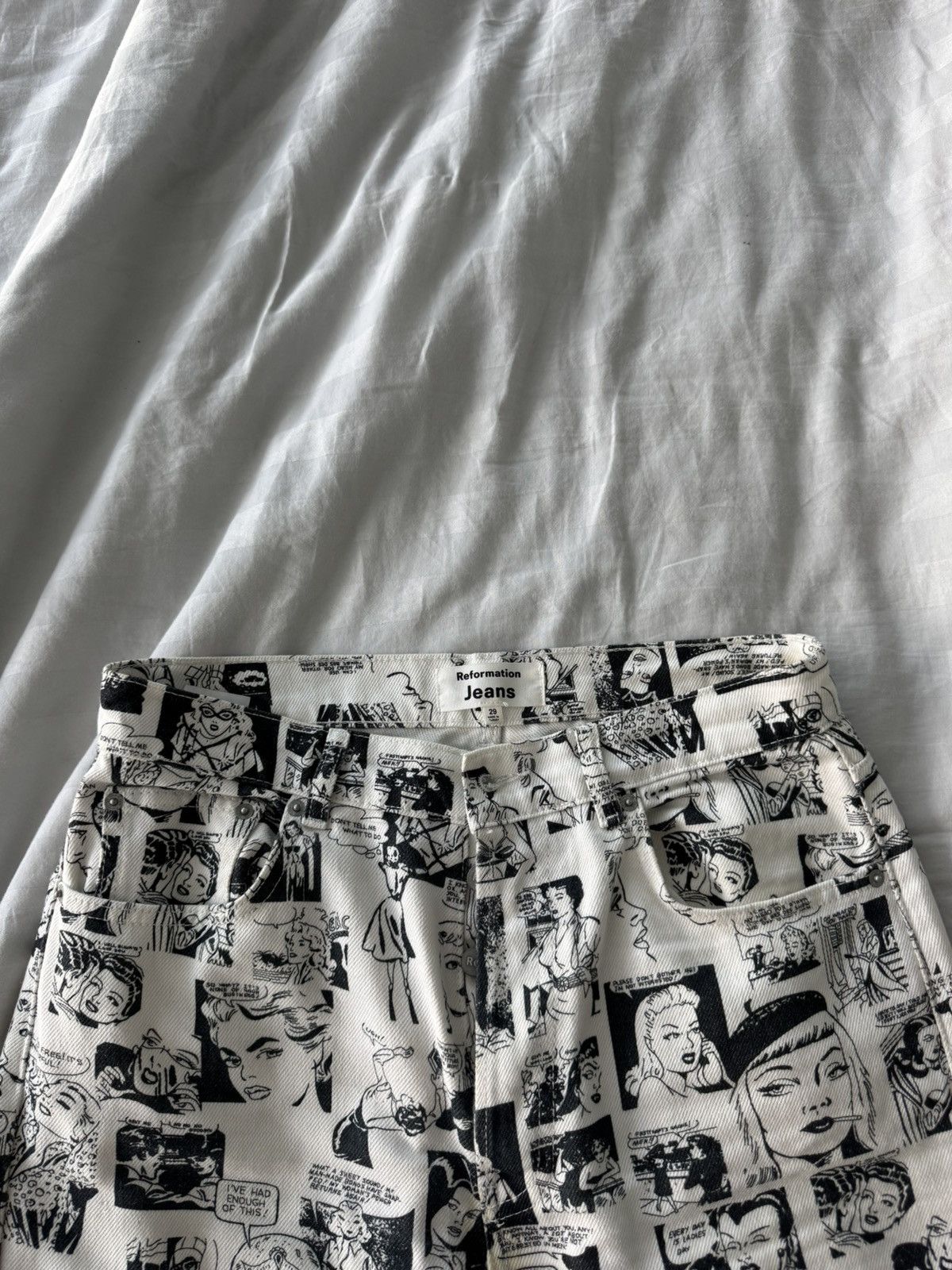 Reformation Reformation High Rise Straight Leg Jeans in Comic Pattern Size 29" - 3 Thumbnail