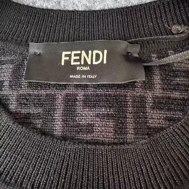 Fendi Fendi Color Block Printed Logo Wool Sweater Size US S / EU 44-46 / 1 - 3 Thumbnail