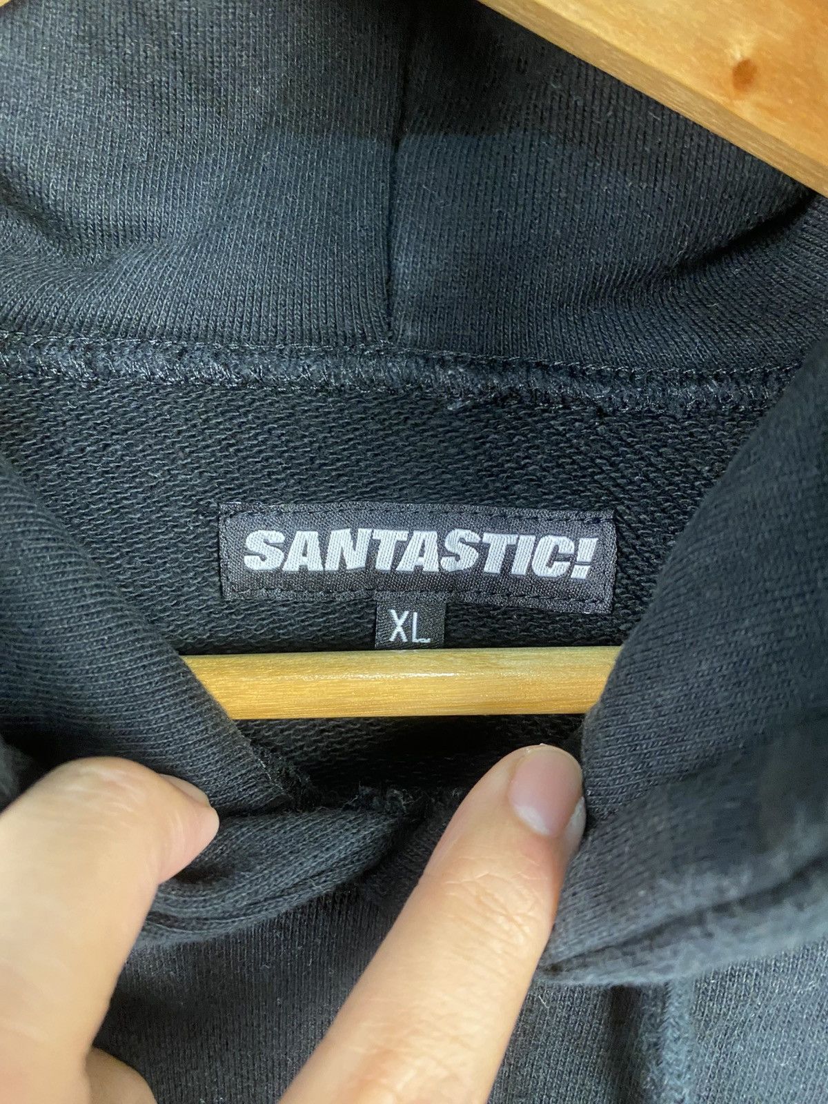 Santastic WARU pullover hoodie