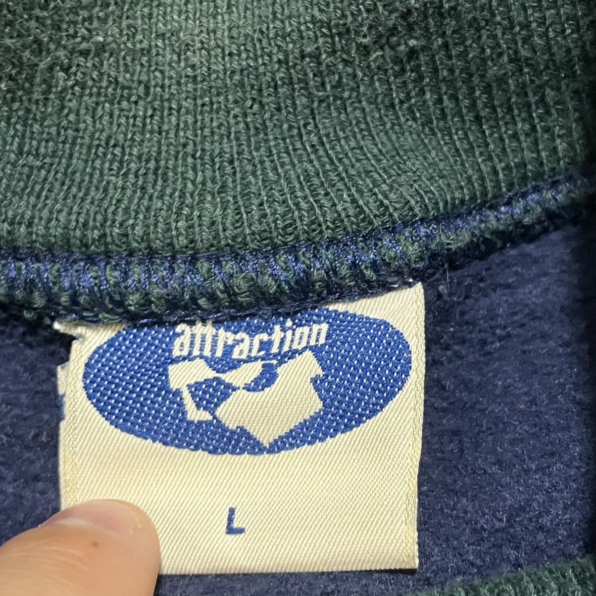 Vintage Vintage 90s Canada Navy Blue Crewneck Sweatshirt Size Large Size US L / EU 52-54 / 3 - 5 Thumbnail