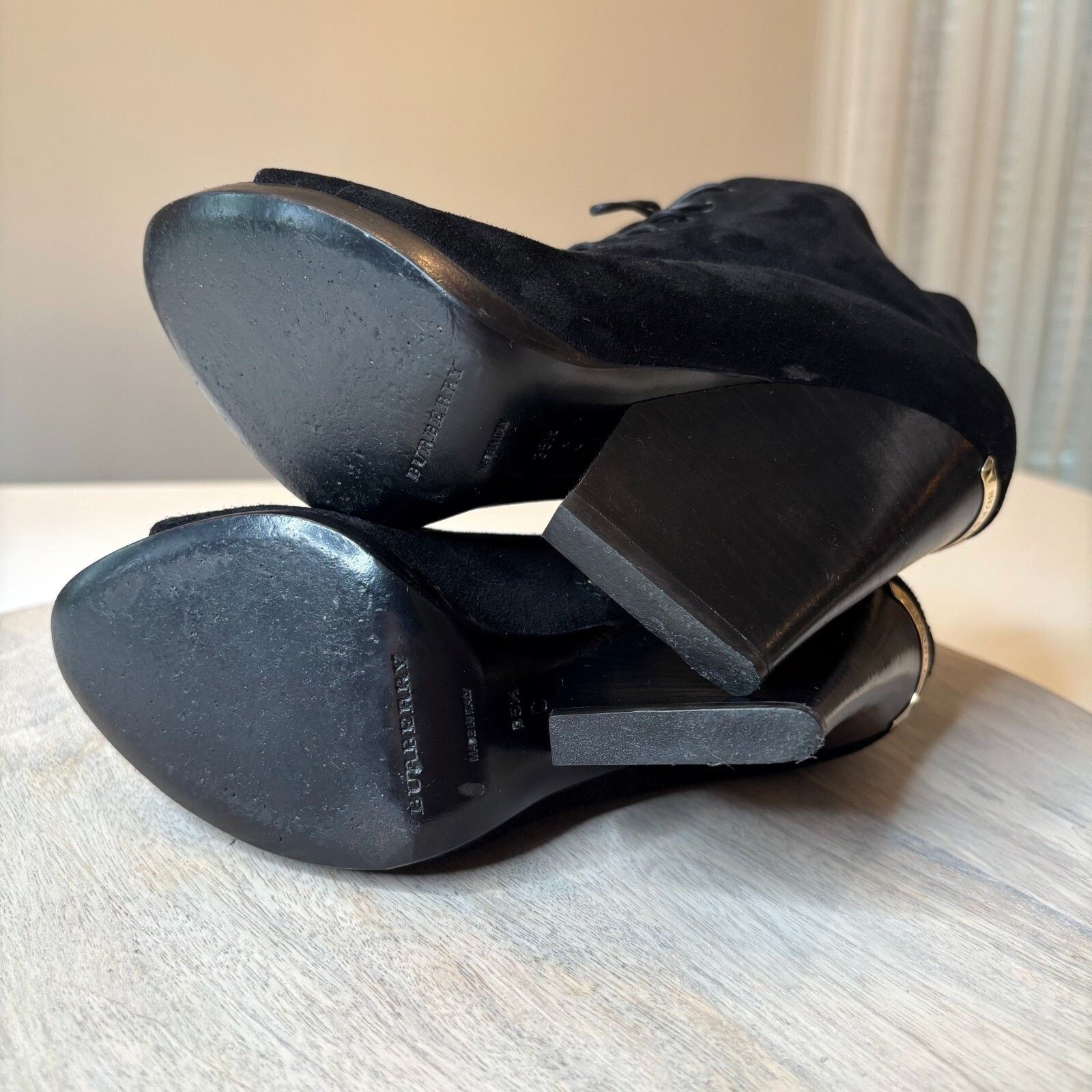 Burberry Authentic Burberry Black Suede Lace Up Booties US Size 5.5 Size US 5.5 / IT 35.5 - 8 Thumbnail