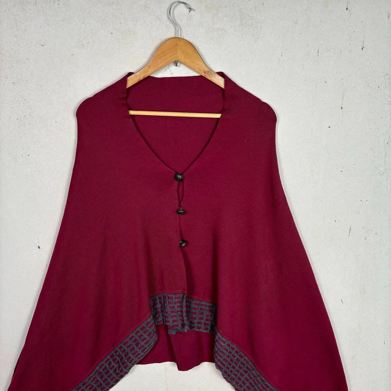Japanese Brand Vintage Cinq Cent Japanese Wool Knit Poncho Cape - OS Size US M / EU 48-50 / 2 - 3 Thumbnail