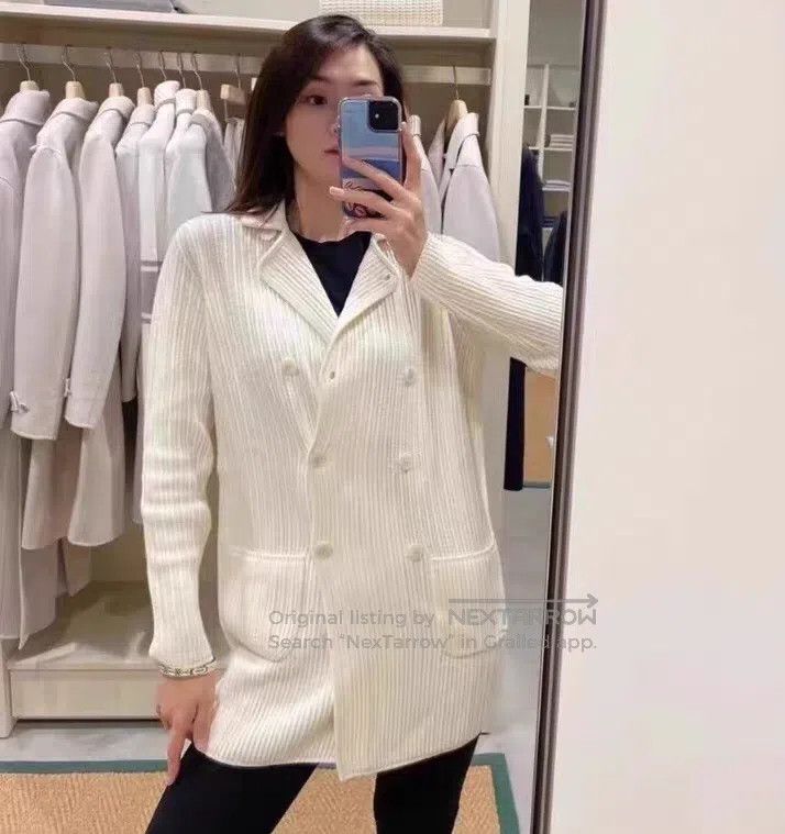 Loro Piana Loro Piana Beige, goat cashmere turn-down collar double-br Size XS / US 0-2 / IT 36-38 - 9 Thumbnail