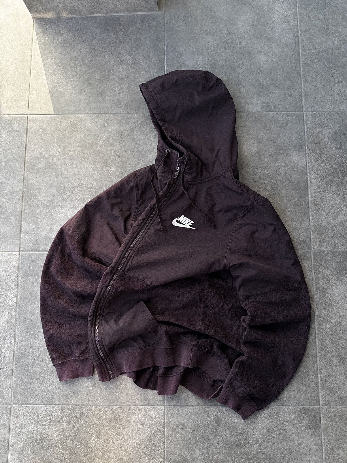 Nike Vintage 90’s Burgundy Nike Drill Check Zip Up Track Jacket Size US M / EU 48-50 / 2 - 3 Thumbnail