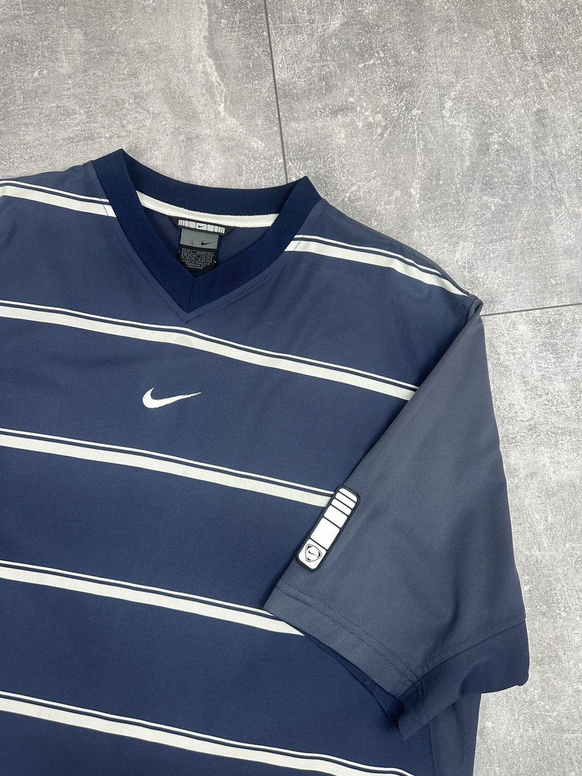 Nike Nike Leeds United Training Football Soccer Jersey 2002/03 Size US L / EU 52-54 / 3 - 7 Thumbnail