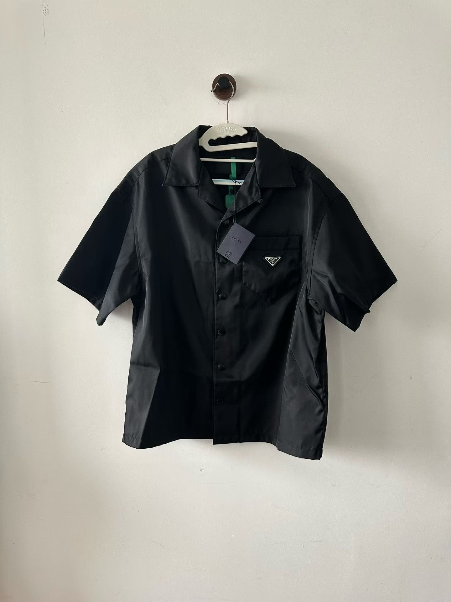 Prada Prada Black Triangle Logo Nylon Short-Sleeve Shirt Size US S / EU 44-46 / 1 - 1 Thumbnail