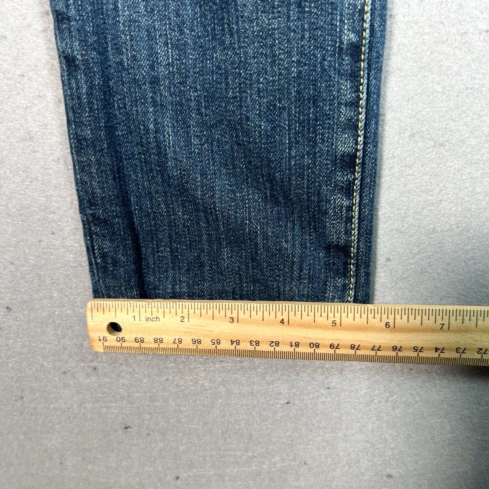 Vintage VINTAGE Armani Jeans Blue Denim Jeans Womens 27 90s Tapered Regular Fit Size 27" / US 4 / IT 40 - 6 Thumbnail