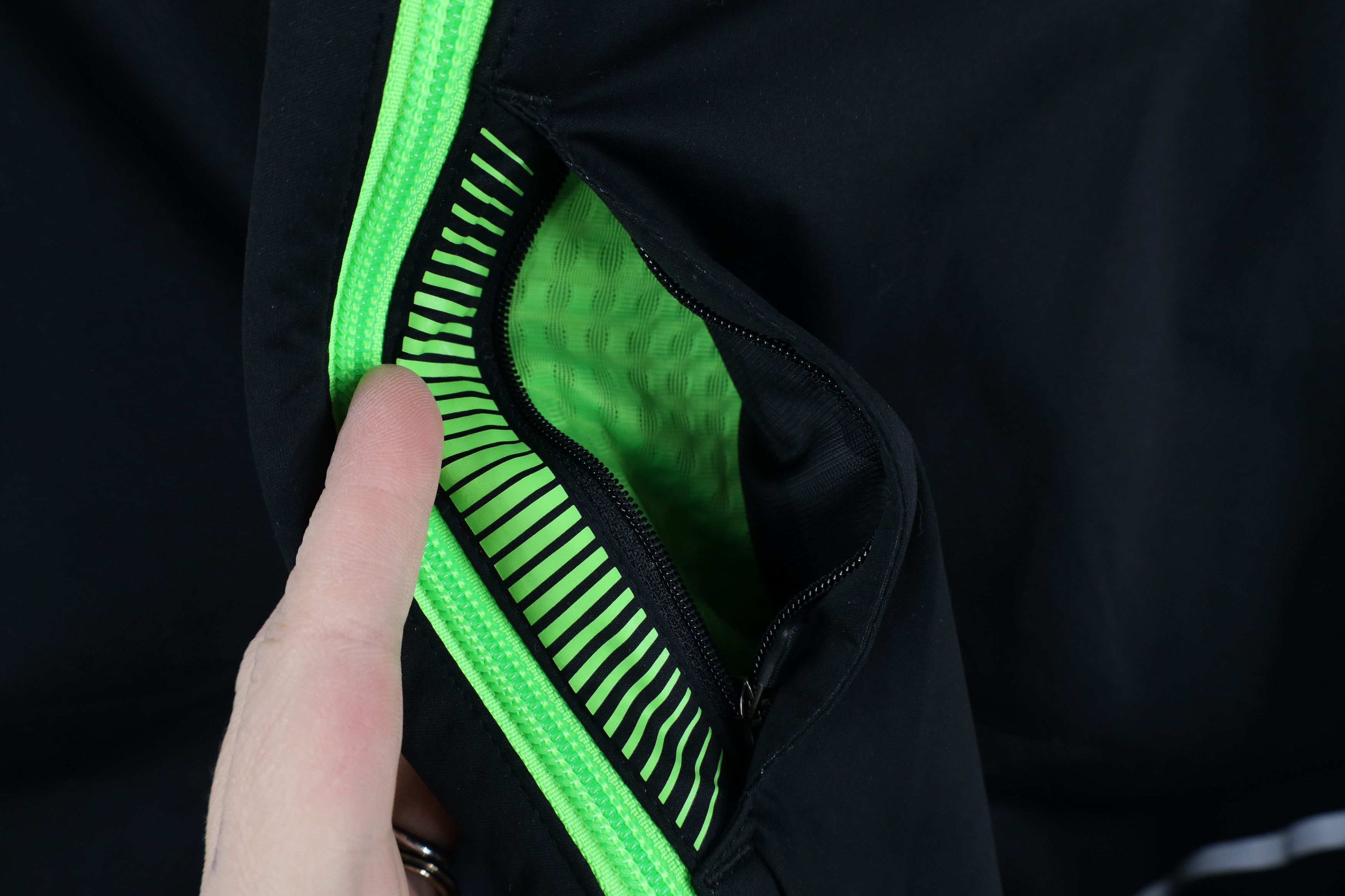 Saucony × Vintage Saucony Running Reflective Running Jogging Full Zip Jacket Size US L / EU 52-54 / 3 - 5 Thumbnail