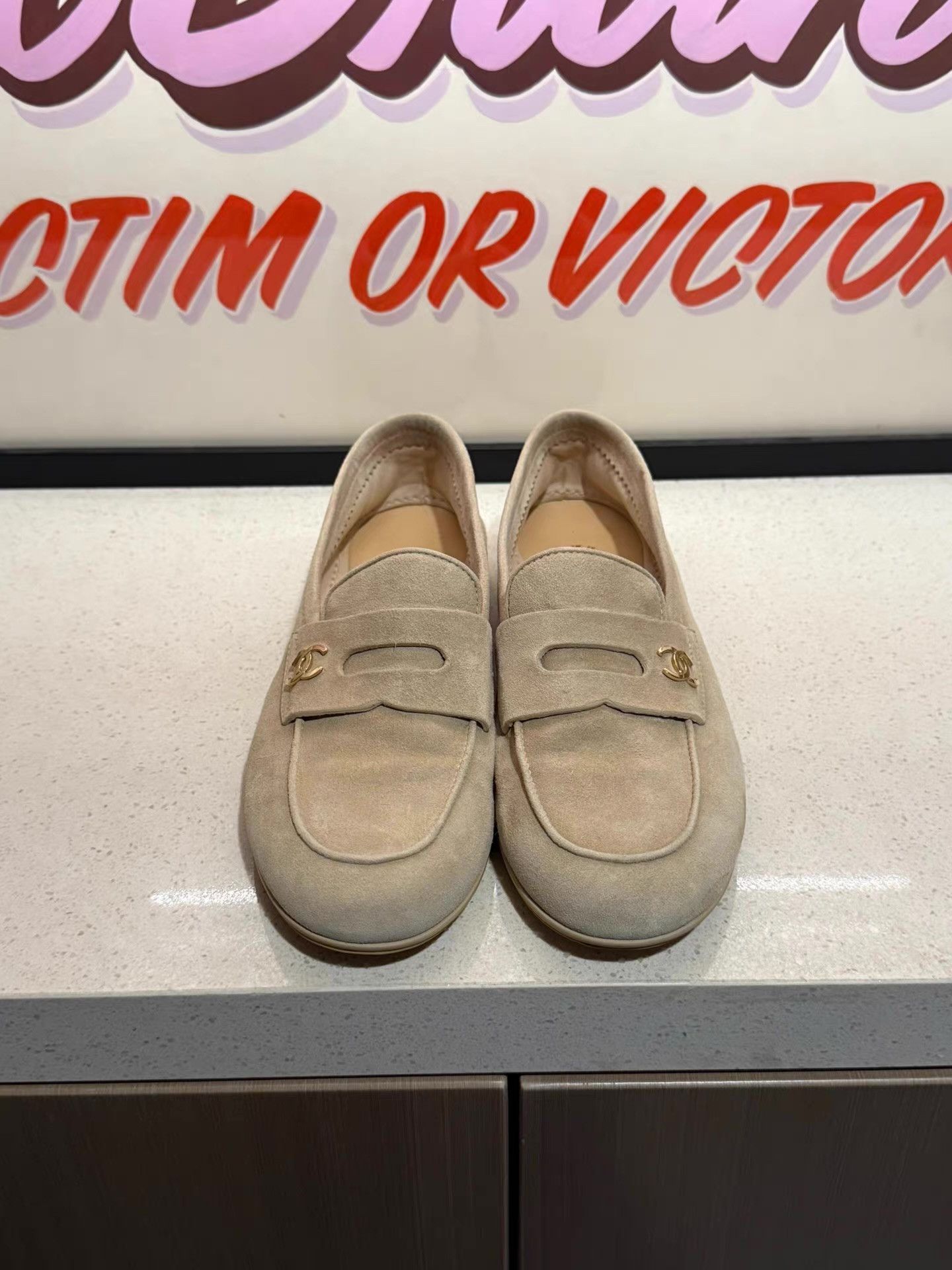 Chanel Chanel Beige Suede Loafers Ｑ20 Size US 6 / IT 36 - 3 Thumbnail