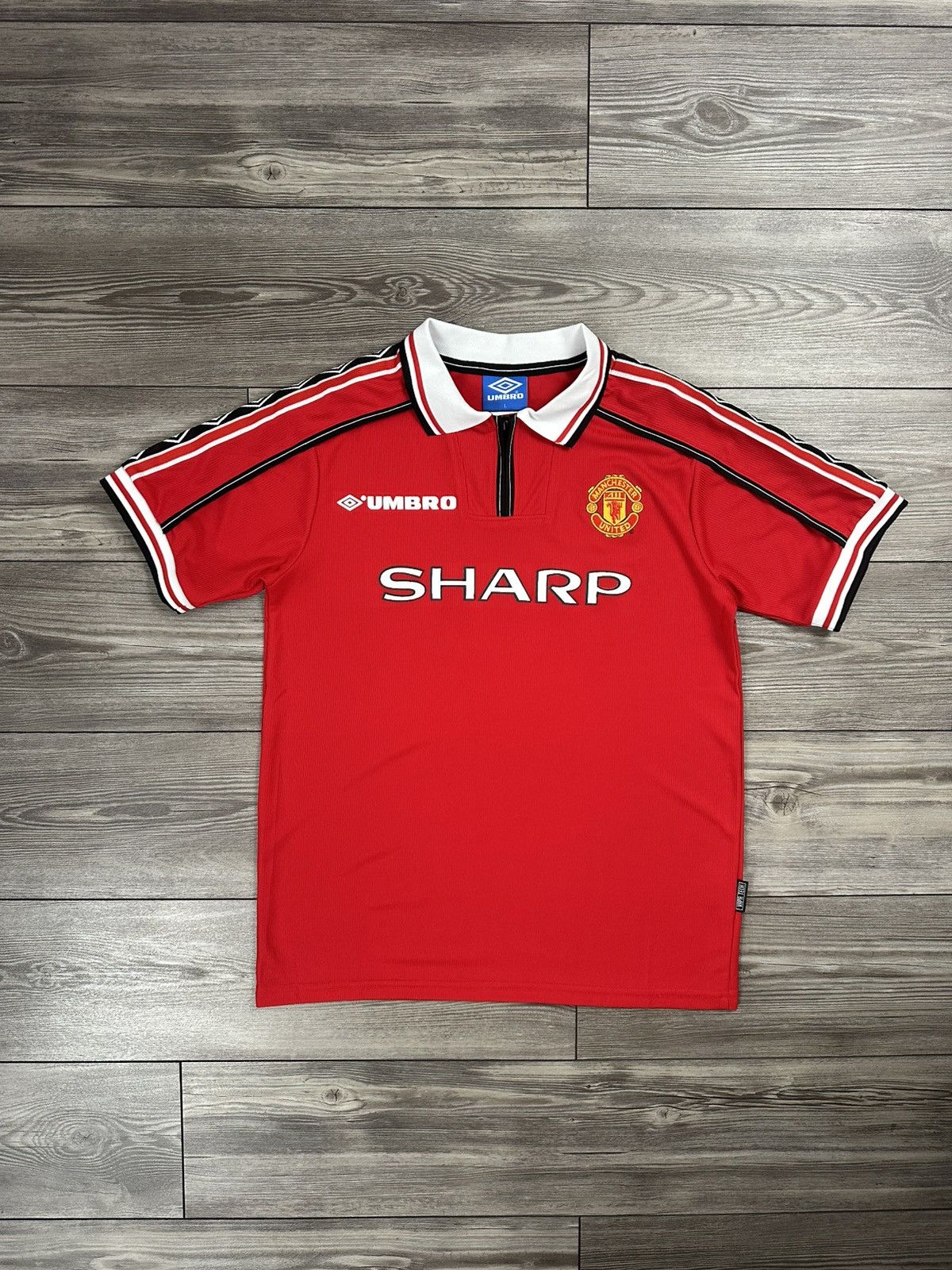 Umbro Vintage Umbro Manchester United 98/99 Home Jersey Size US L / EU 52-54 / 3 - 1 Thumbnail
