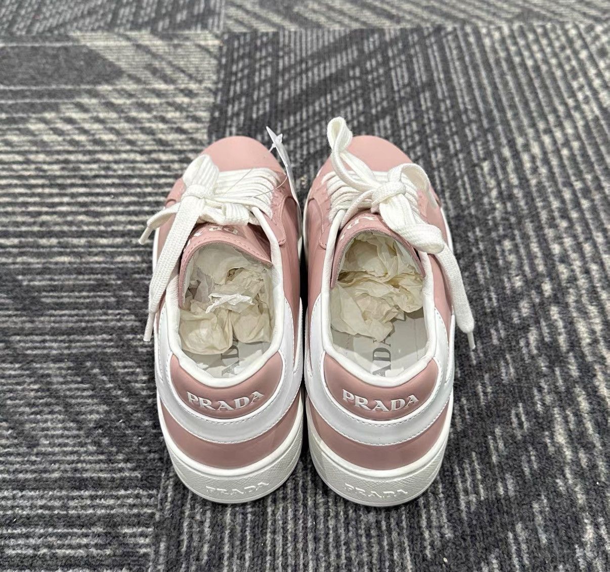 Prada Prada Nude Pink Casual Shoes J42 Size US 6 / IT 36 - 3 Thumbnail