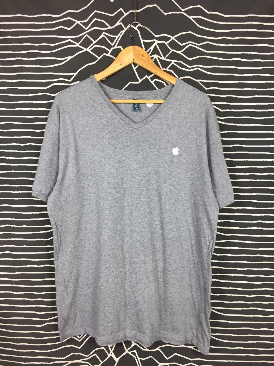 Apple × Vintage Vtg Apple Macintosh Logo Techwear V-Neck Tee Size US L / EU 52-54 / 3 - 2 Thumbnail