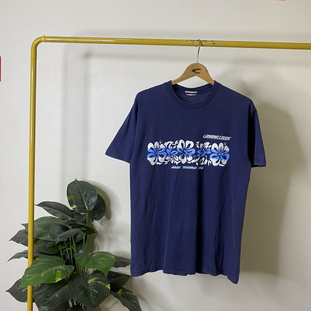 Vintage Vintage 1990s Maui Hawaii Surf Double Sided Graphic T Shirt Size US M / EU 48-50 / 2 - 1 Thumbnail