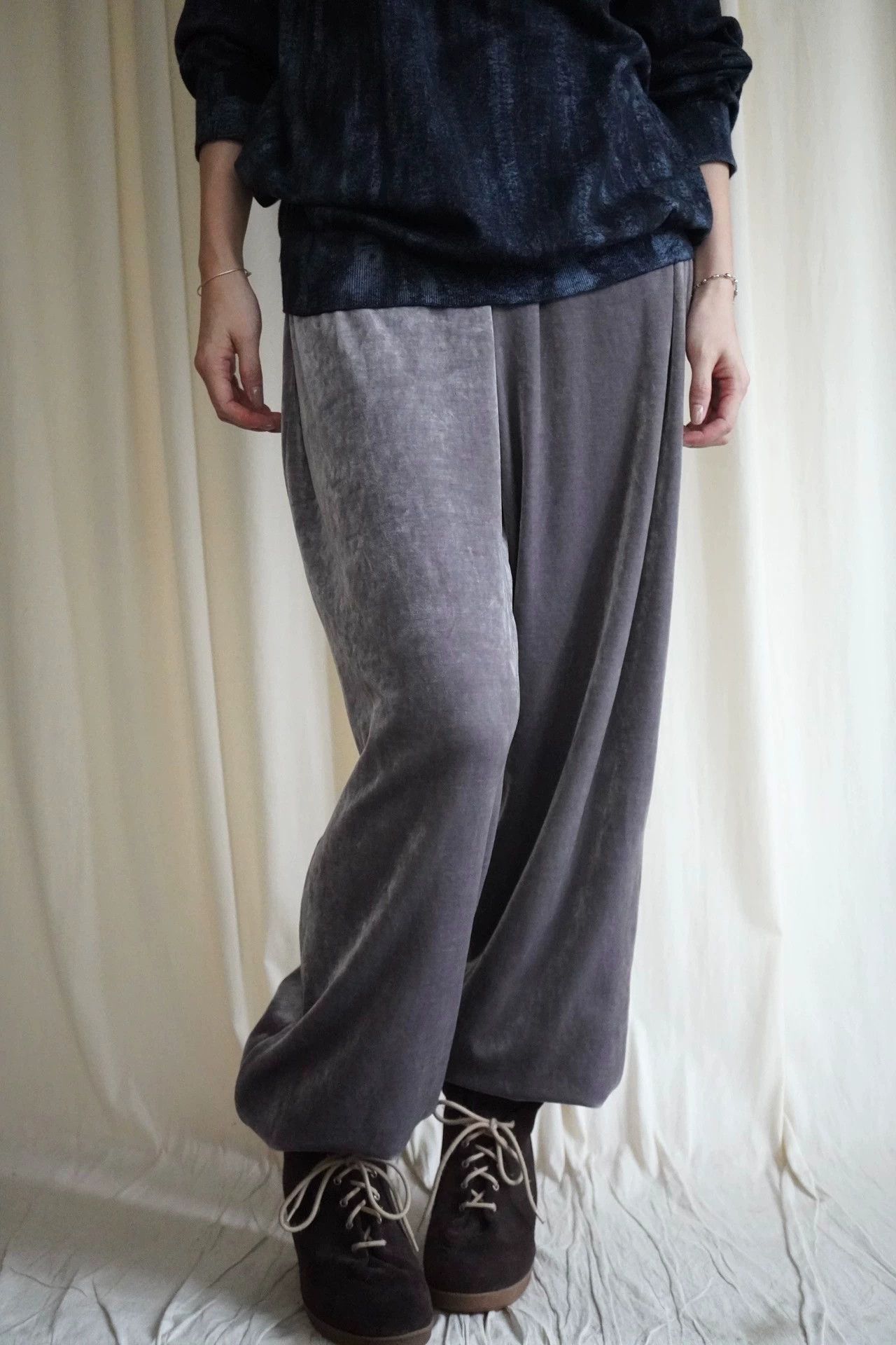Issey Miyake Issey Miyake 1991 Blue-Gray Velvet Lantern Trousers L Size 28" / US 6 / IT 42 - 7 Thumbnail