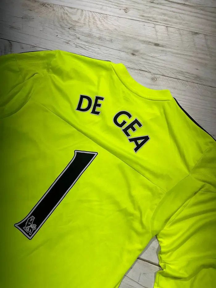 Adidas Manchester United 2015 2016 De Gea #1 Goalkeeper Jersey Size US M / EU 48-50 / 2 - 17 Thumbnail