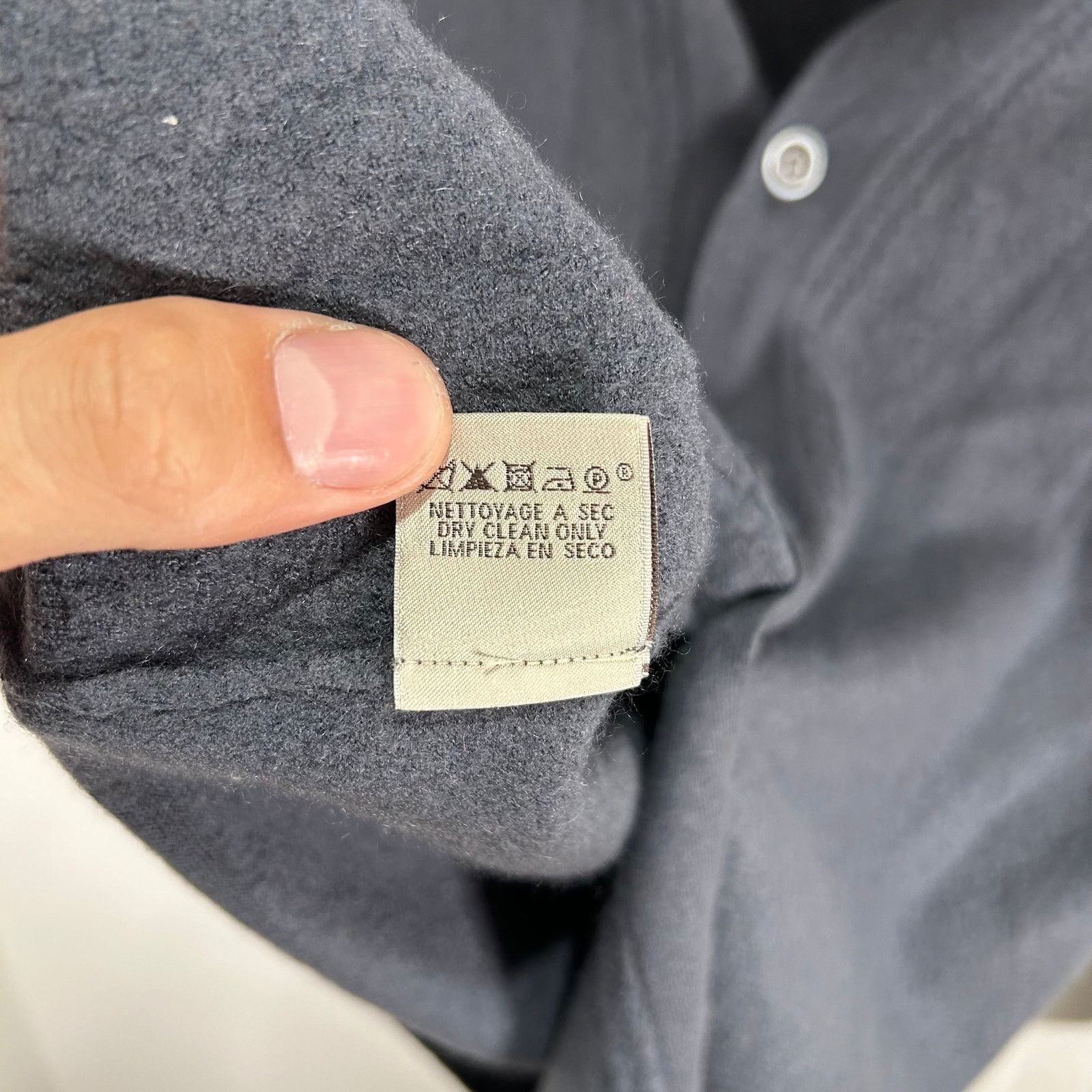 Hermes Hermes Grey Cashmere Button-Up Sweater Size S Size S / US 4 / IT 40 - 6 Thumbnail