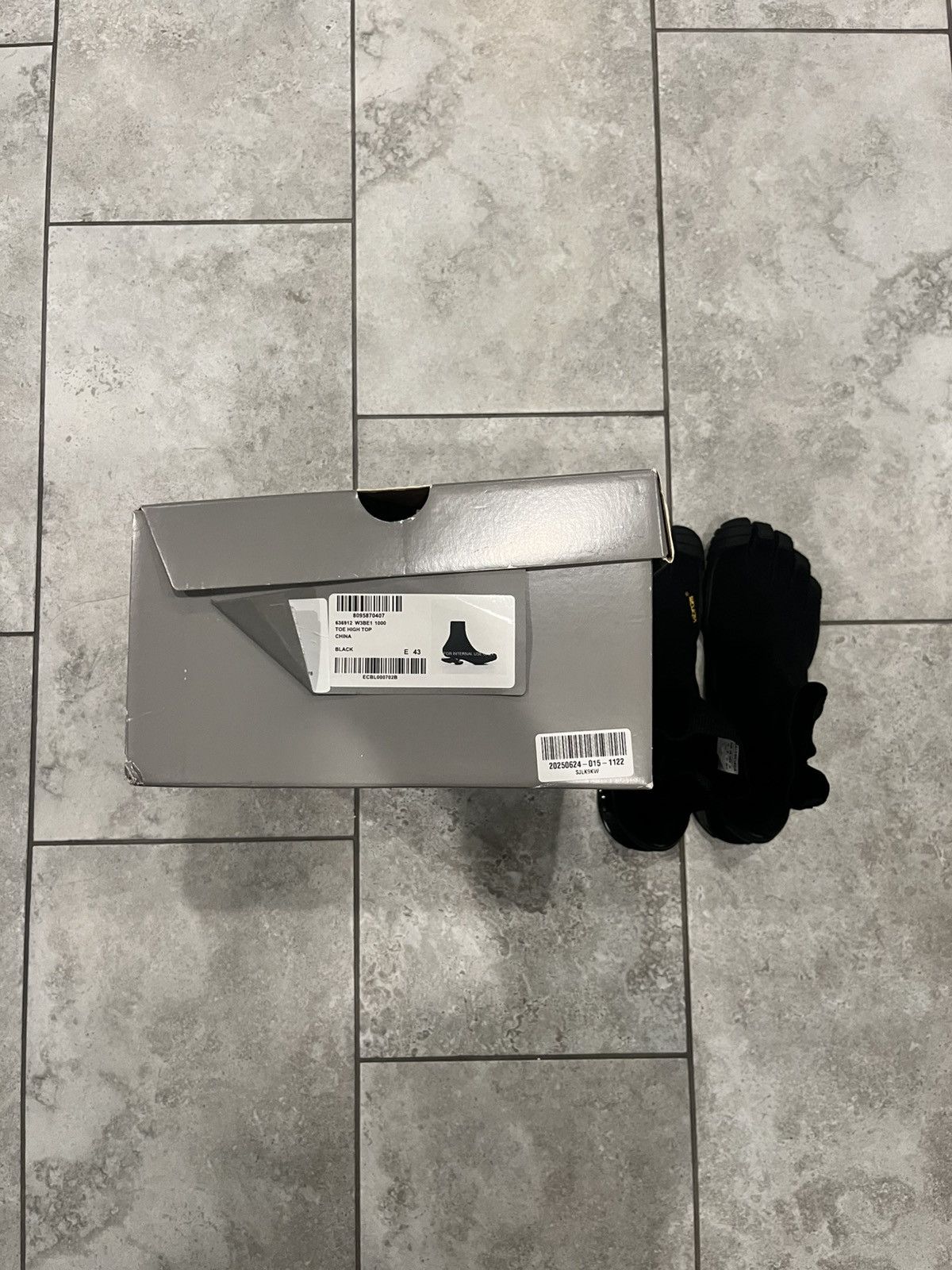 Balenciaga × Vibram Balenciaga x Vibram Size US 10 / EU 43 - 4 Thumbnail