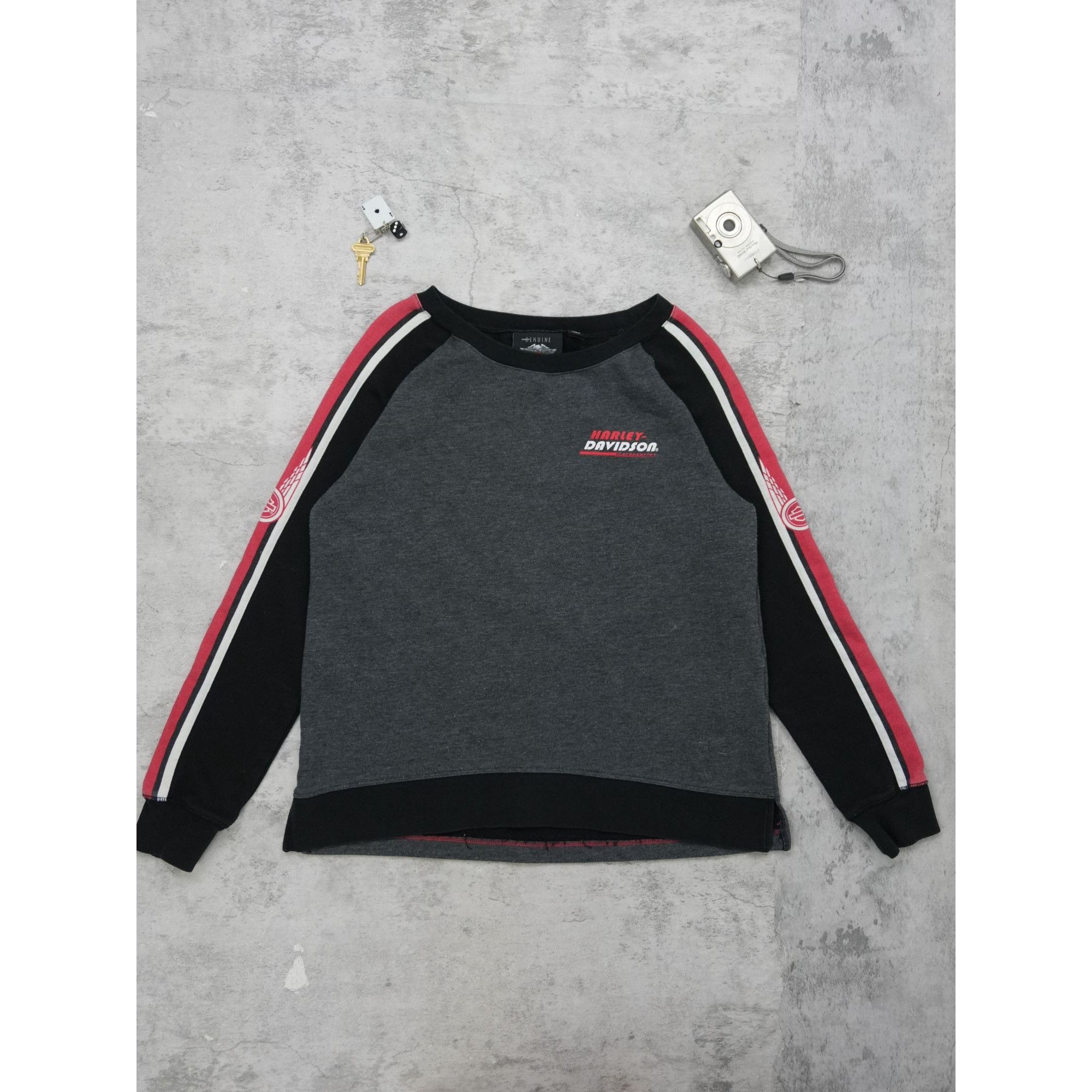 Harley Davidson Harley Davidson Gray & Red Crewneck Size L / US 10 / IT 46 - 1 Thumbnail