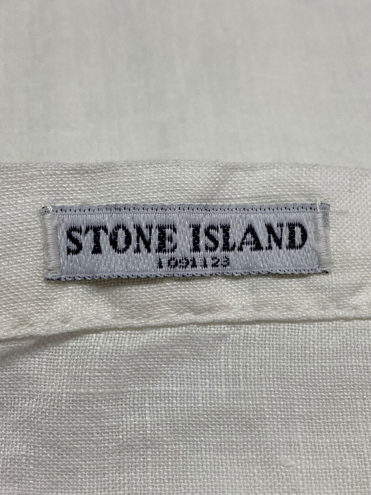 Stone Island Vintage Stone Island White Linen Shirt Old Money Vibes Size US L / EU 52-54 / 3 - 19 Thumbnail
