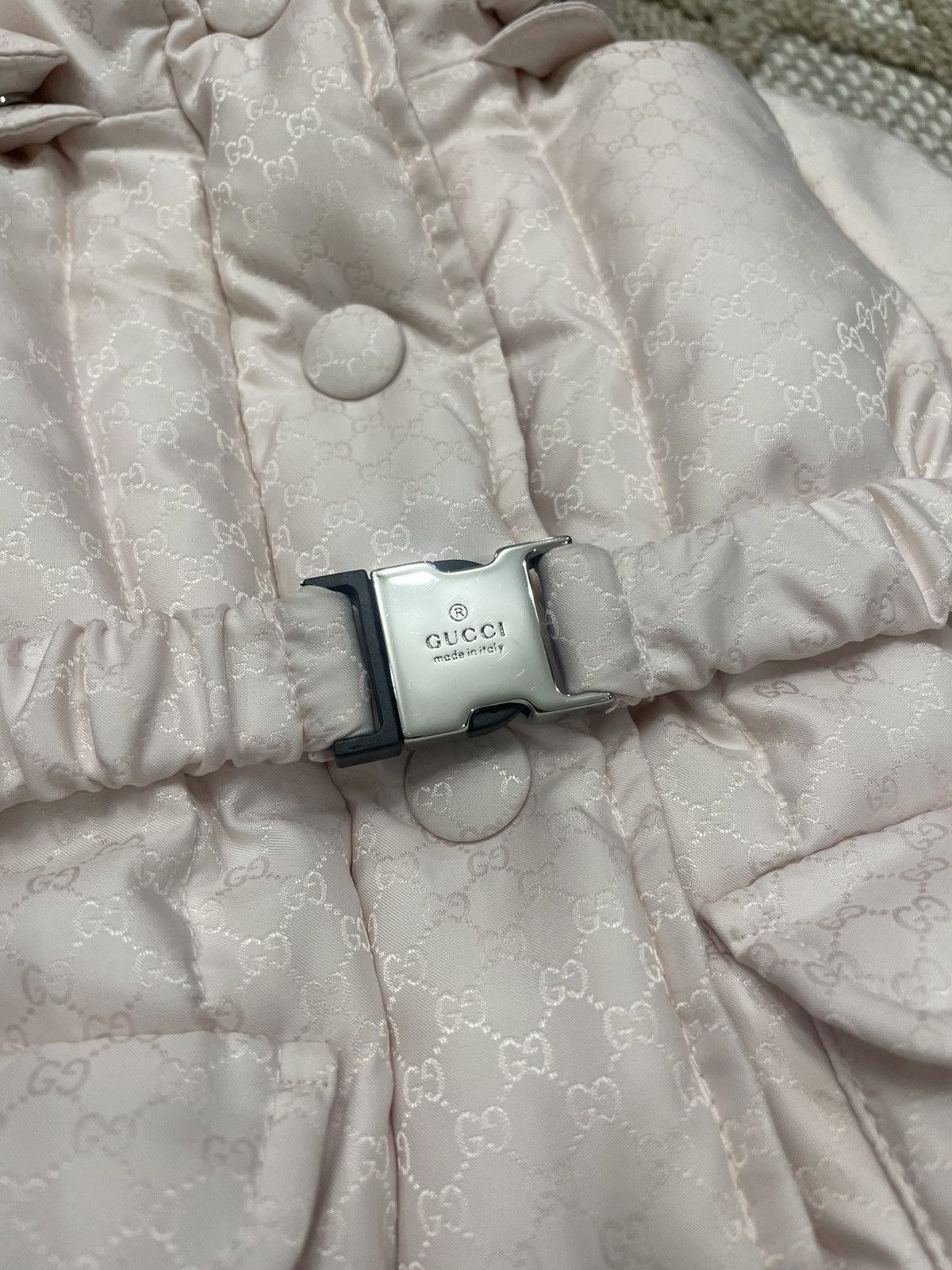Gucci GUCCI Baby Monogram Puffer Jacket in Pink - Size 3-6mths Size XXS / US 00 / IT 34 - 5 Thumbnail