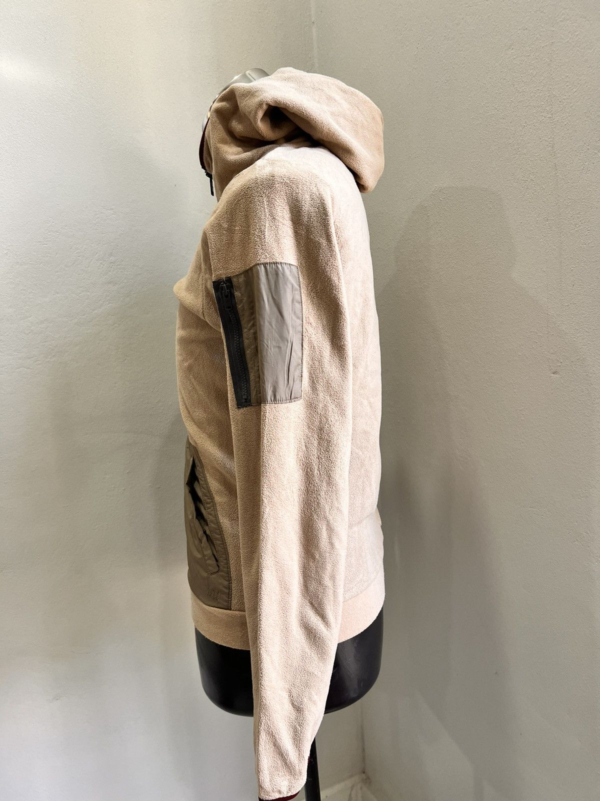 Japanese Brand × Undercover × Uniqlo Undercover Uniqlo Zipper Sweater Size US S / EU 44-46 / 1 - 5 Thumbnail