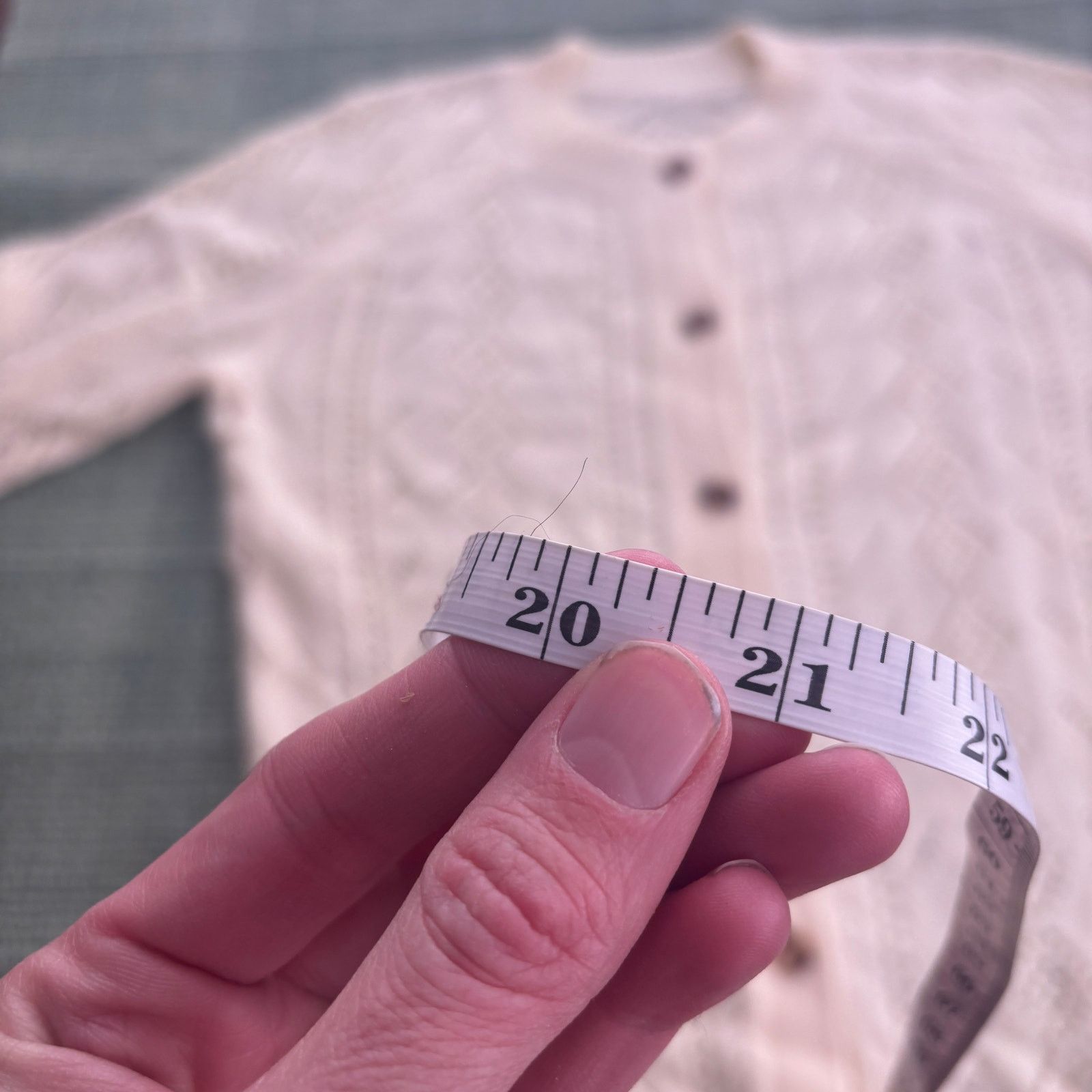 Vintage Vintage womens soft acrylic button up cardigan knit sweater Size L / US 10 / IT 46 - 7 Thumbnail