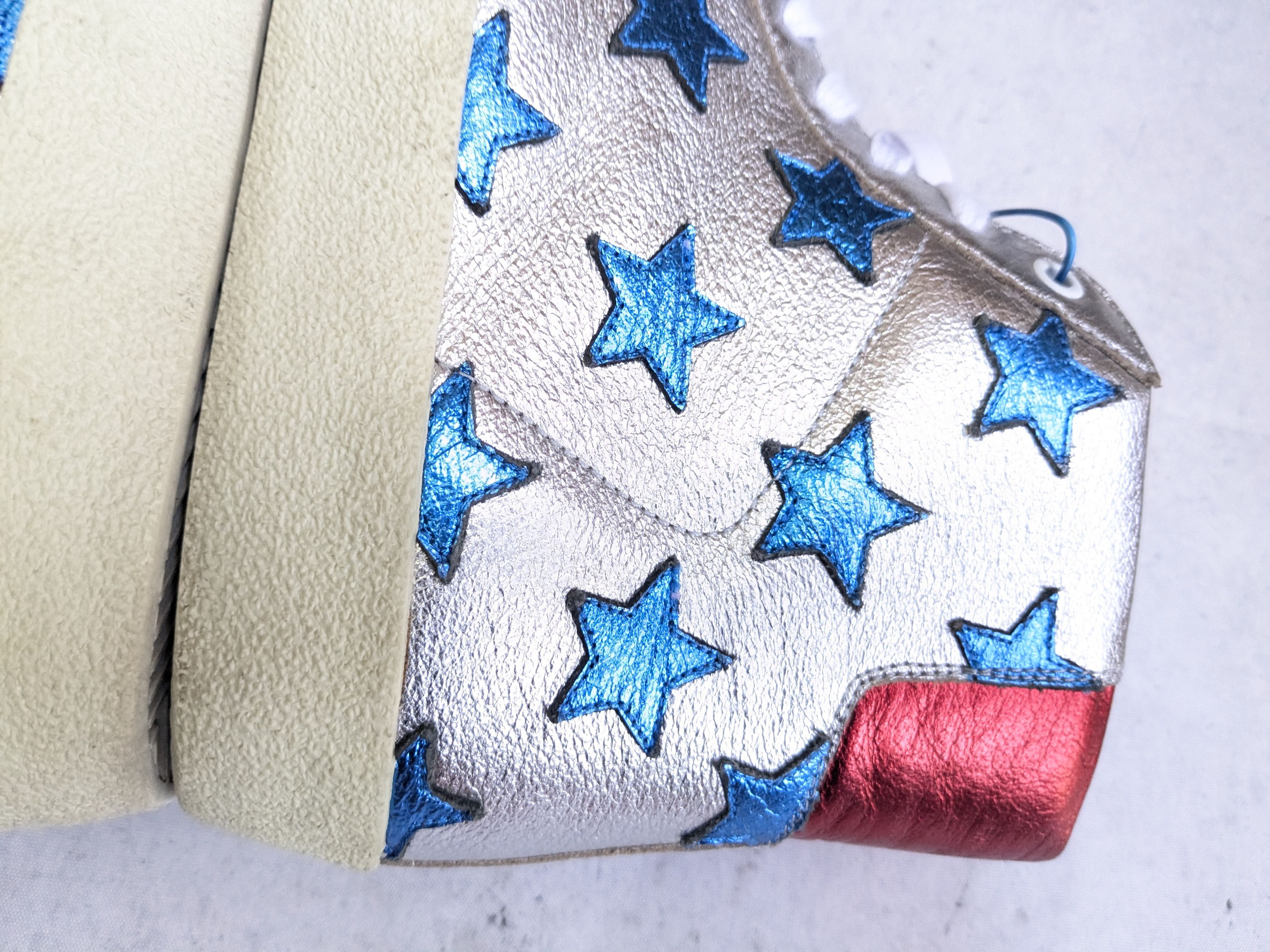Saint Laurent Paris Saint Laurent High Top Sneakers 11 44 Stars Silver Blue Red Size US 11 / EU 44 - 9 Thumbnail