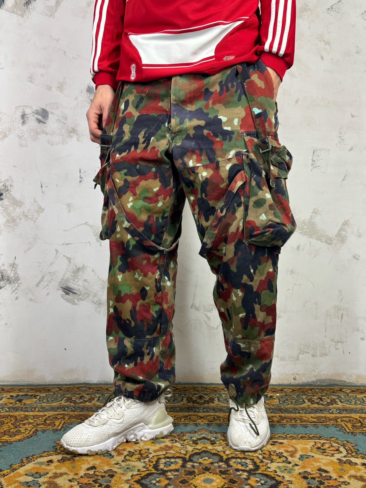 Vintage Vintage Swiss Alpenflage Cargo Bib Pants Size M - L Size US 32 / EU 48 - 3 Thumbnail