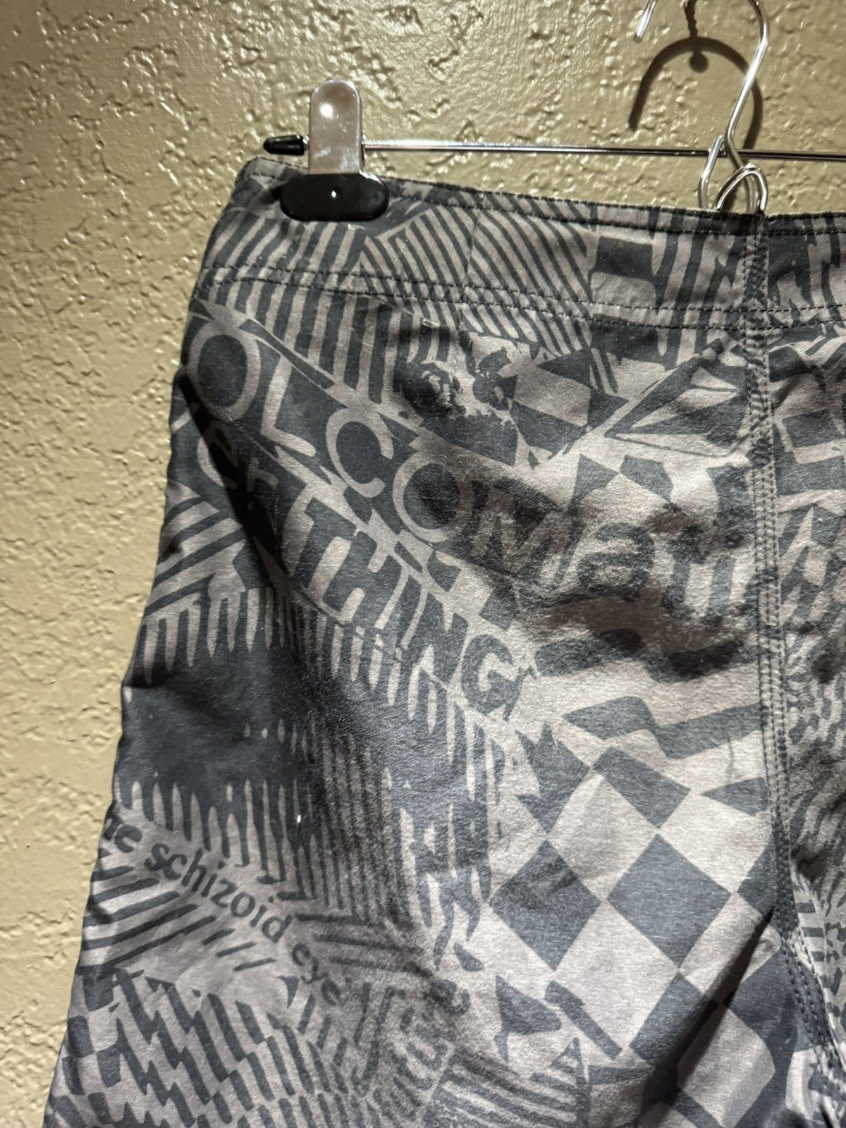 Volcom Vintage Volcom Surf Board Swim Shorts Dark Grey Black Y2k Size US 30 / EU 46 - 9 Thumbnail
