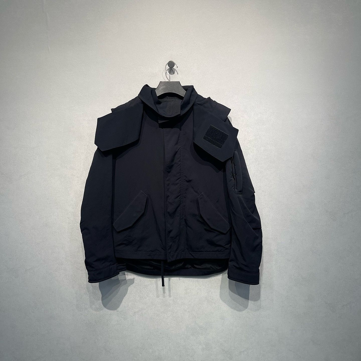 Bottega Veneta Bottega Veneta Hooded Tech Jacket Size 52 Size US L / EU 52-54 / 3 - 1 Thumbnail